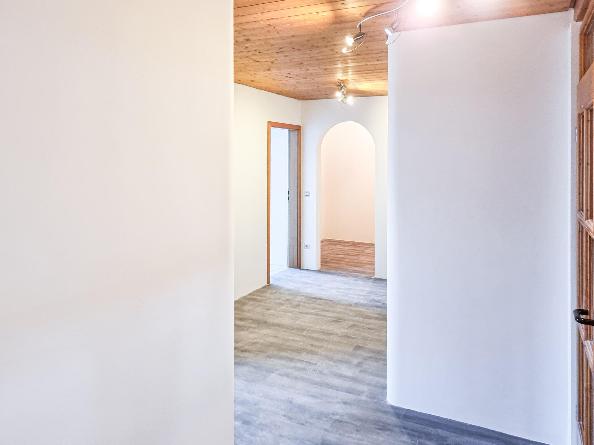 Moderne Bautechniken von Vukovic GbR in Friedrichshafen, Experten für Sanierung und Renovierung.